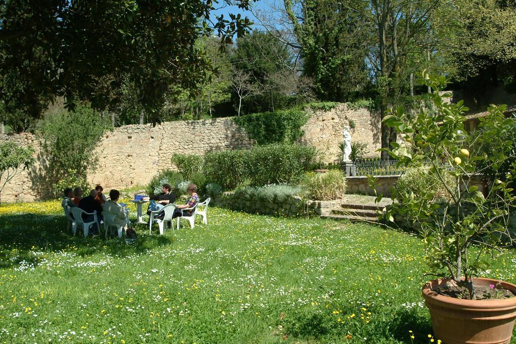 Villa Palagione Centro Interculturale Volterra Exterior photo